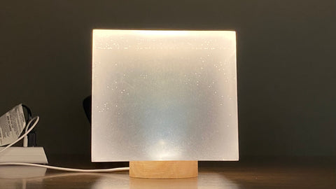 Low Light Cube Lamp