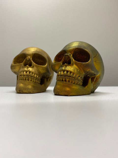Color Shifting Skull Sculpture