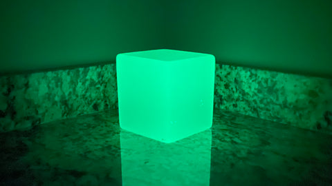 No power, Glow-in-the-dark Cube Lamp